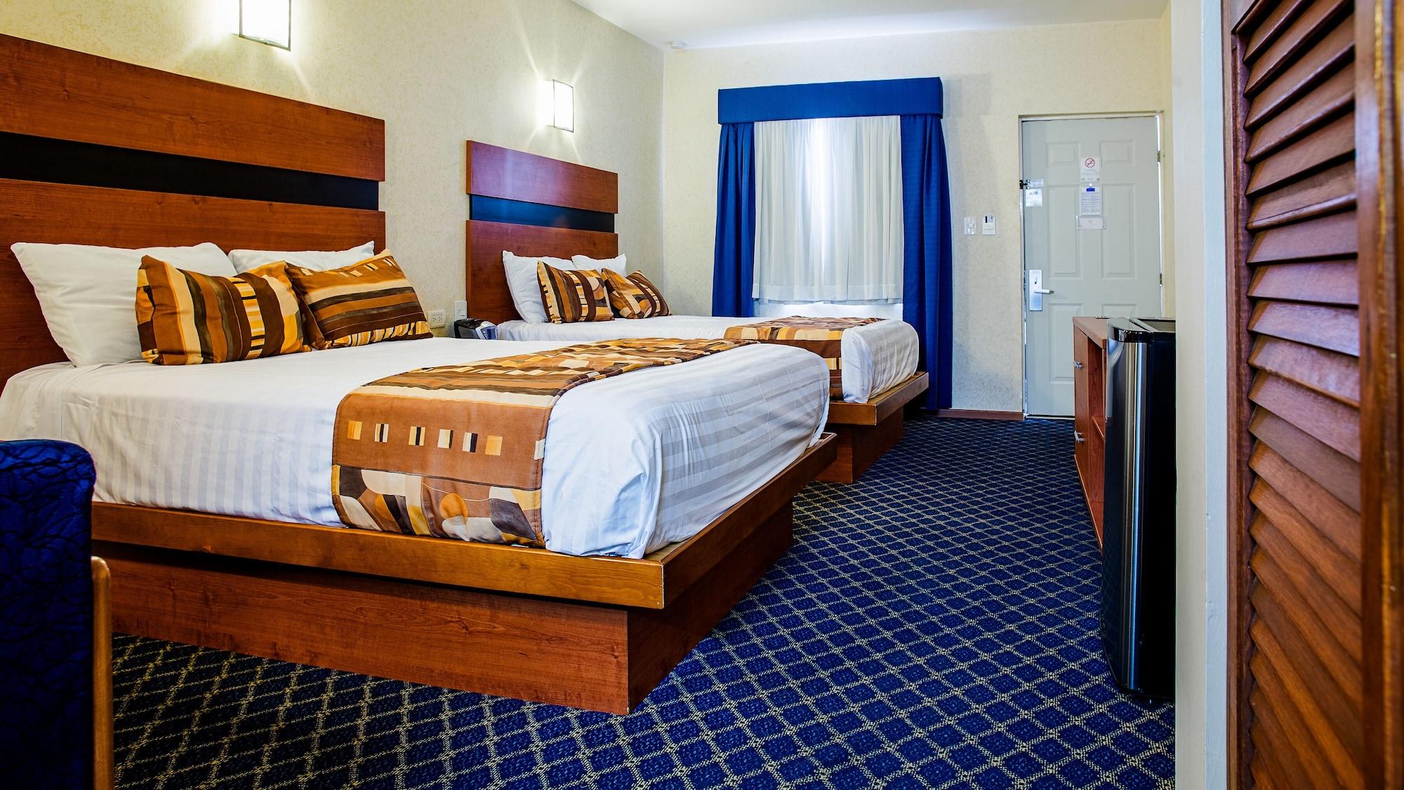 American Inn Hotel & Suites Parral Eksteriør bilde